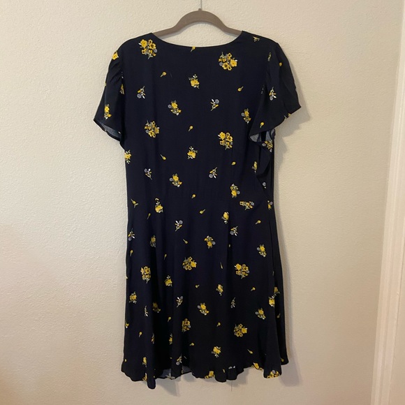 NWT Navy Floral Button Down Flare Dress - Picture 8 of 8